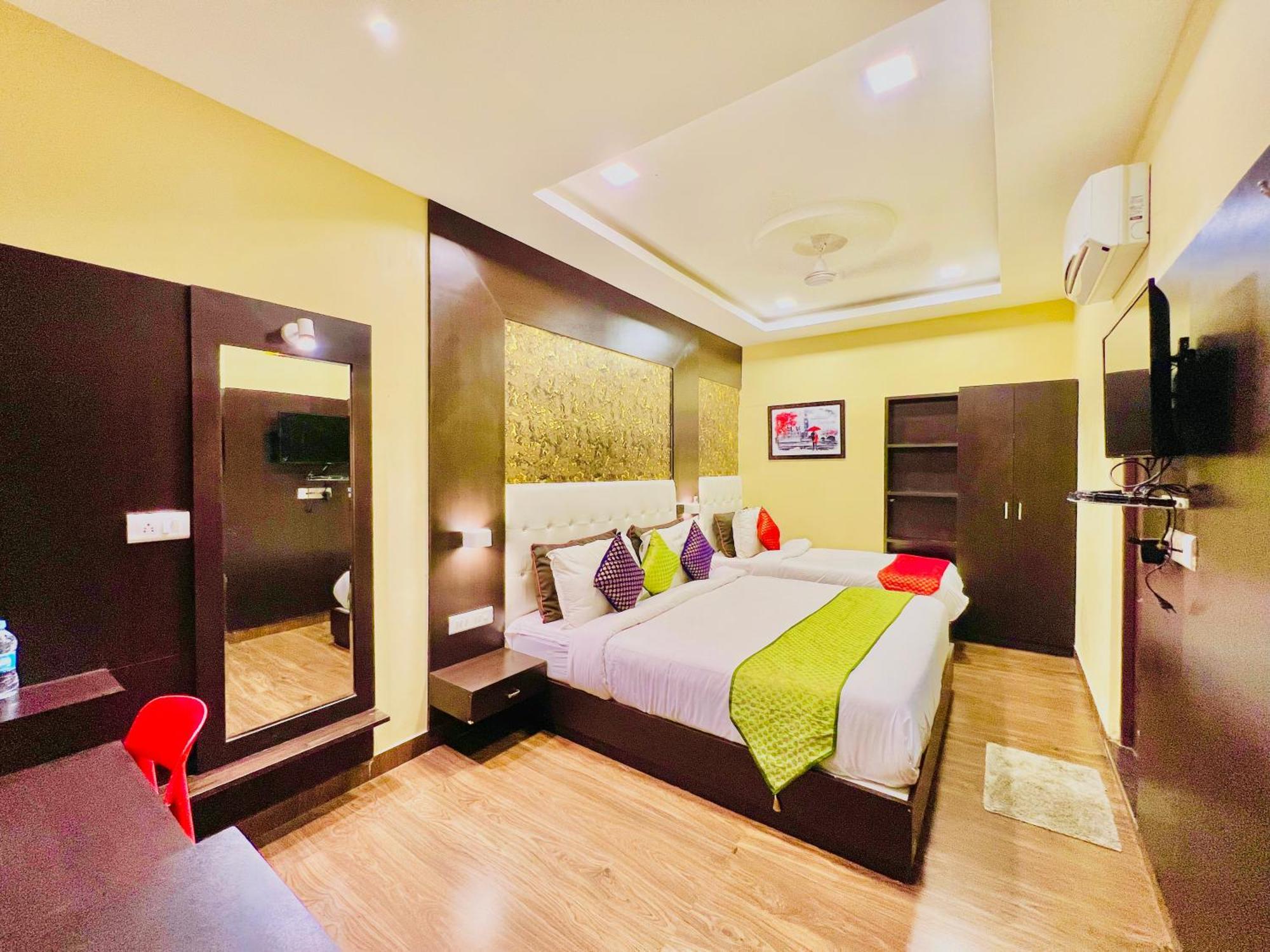 Hotel Grand Bhagwat, אודייפור מראה חיצוני תמונה