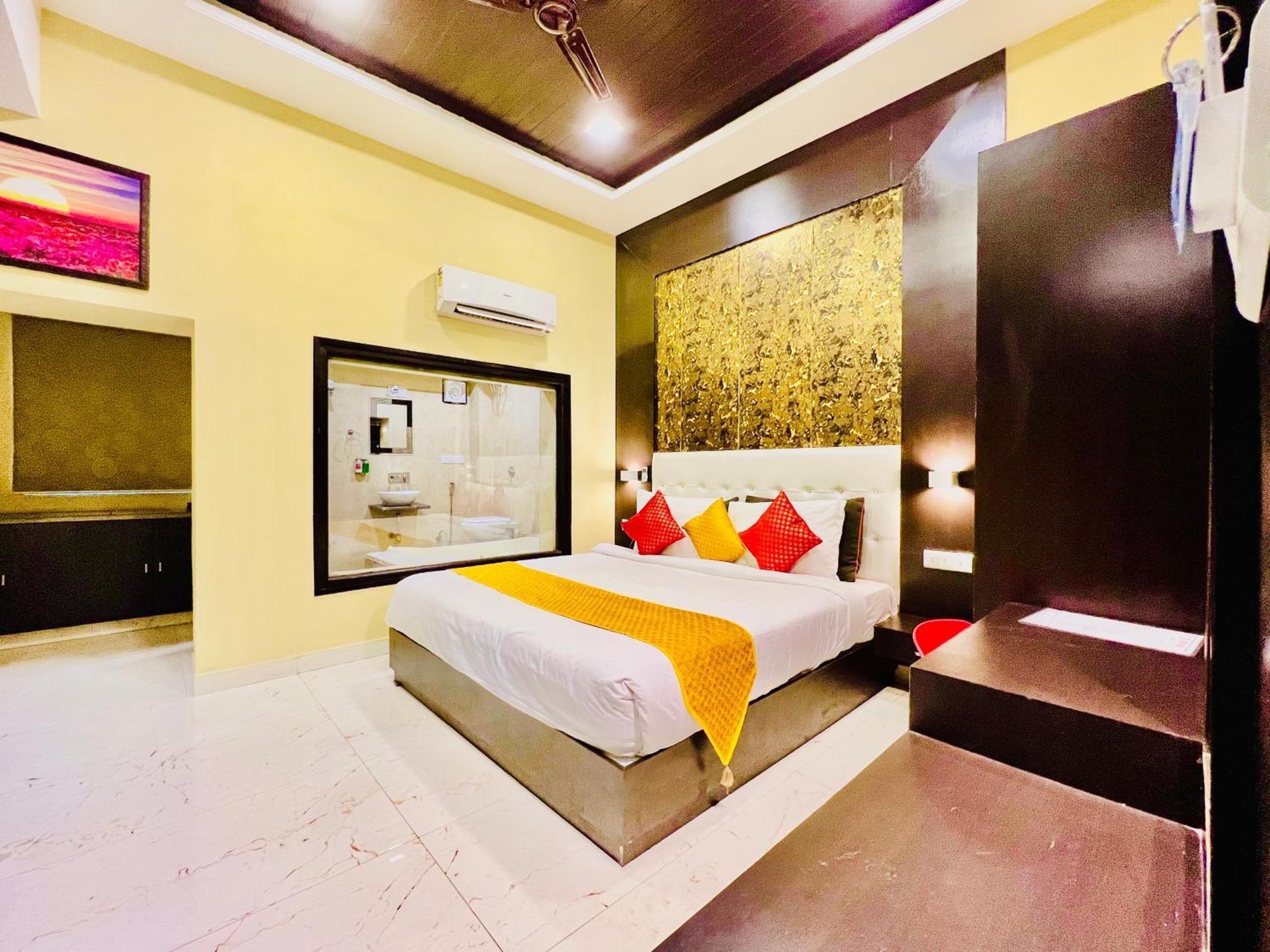 Hotel Grand Bhagwat, אודייפור מראה חיצוני תמונה
