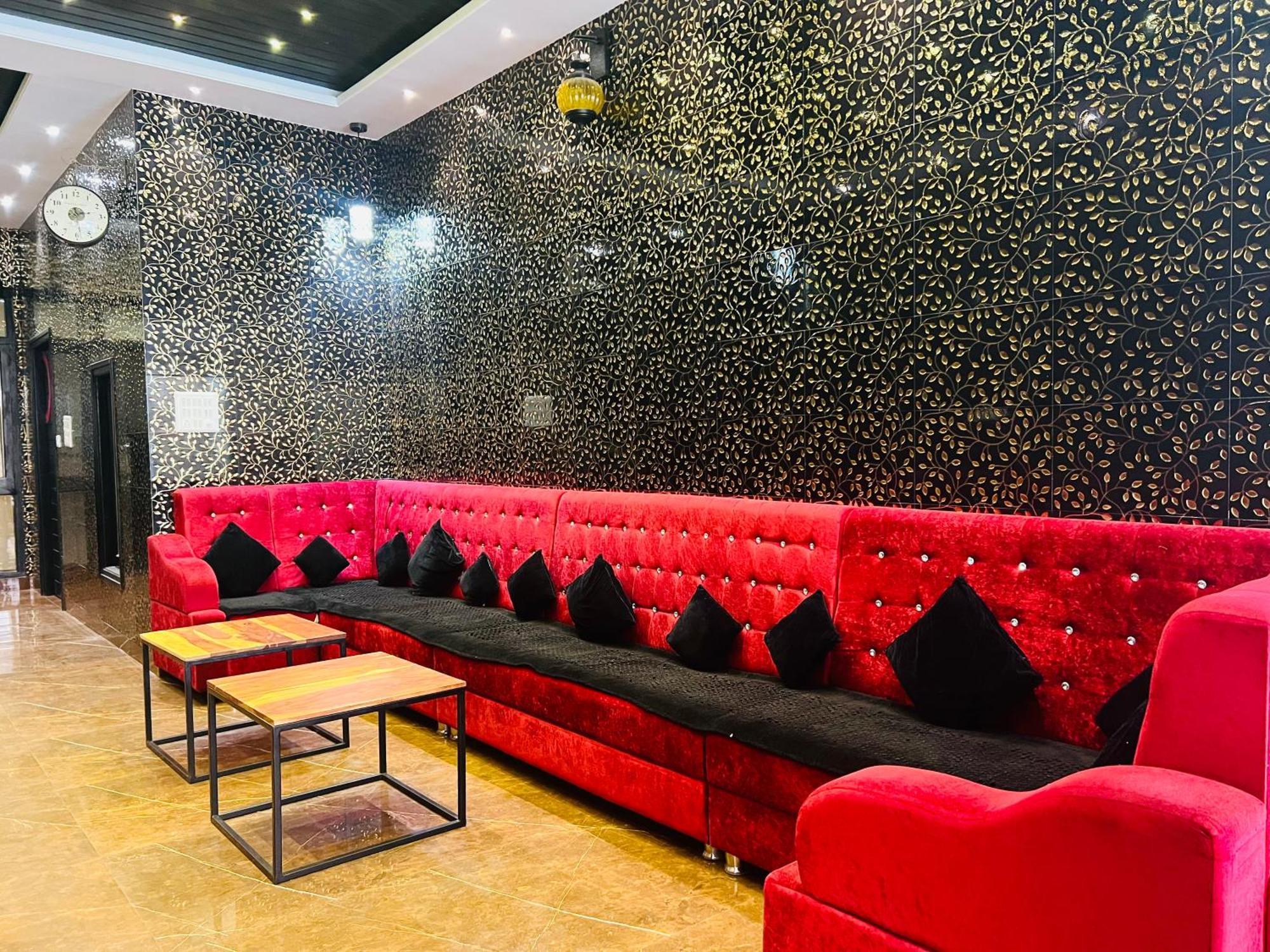 Hotel Grand Bhagwat, אודייפור מראה חיצוני תמונה